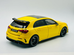 1/18 NZG - MERCEDES BENZ - A-CLASS A45S 4-MATIC AMG 2023