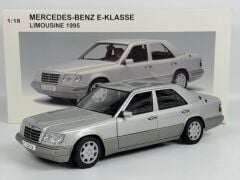 1/18 AUTOART MERCEDES-BENZ E320 LIMOUSINE W124 SILVER - 76271
