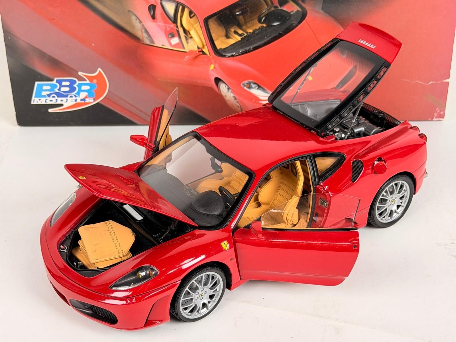 1/18 BBR-MODELS - FERRARI - F430 2005 - CHALLENGE WHEELS AND INTERIOR