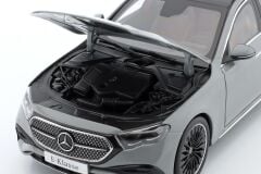 ISCALE - MERCEDES BENZ - E-CLASS (W214) AMG LINE 2024