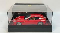 BBR-MODELS - FERRARİ GTC 4 LUSSO ROSSO CORSA
