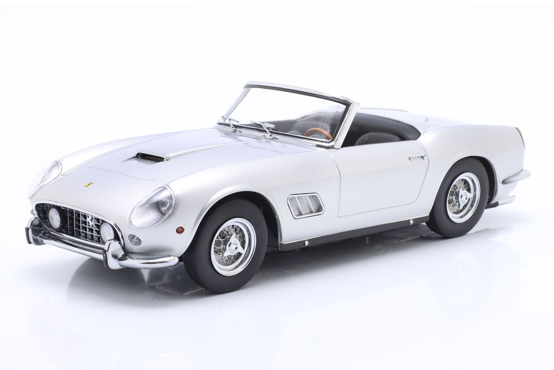 KK-SCALE - FERRARI - 250GT CALIFORNIA SPIDER WITH HARD-TOP 1960