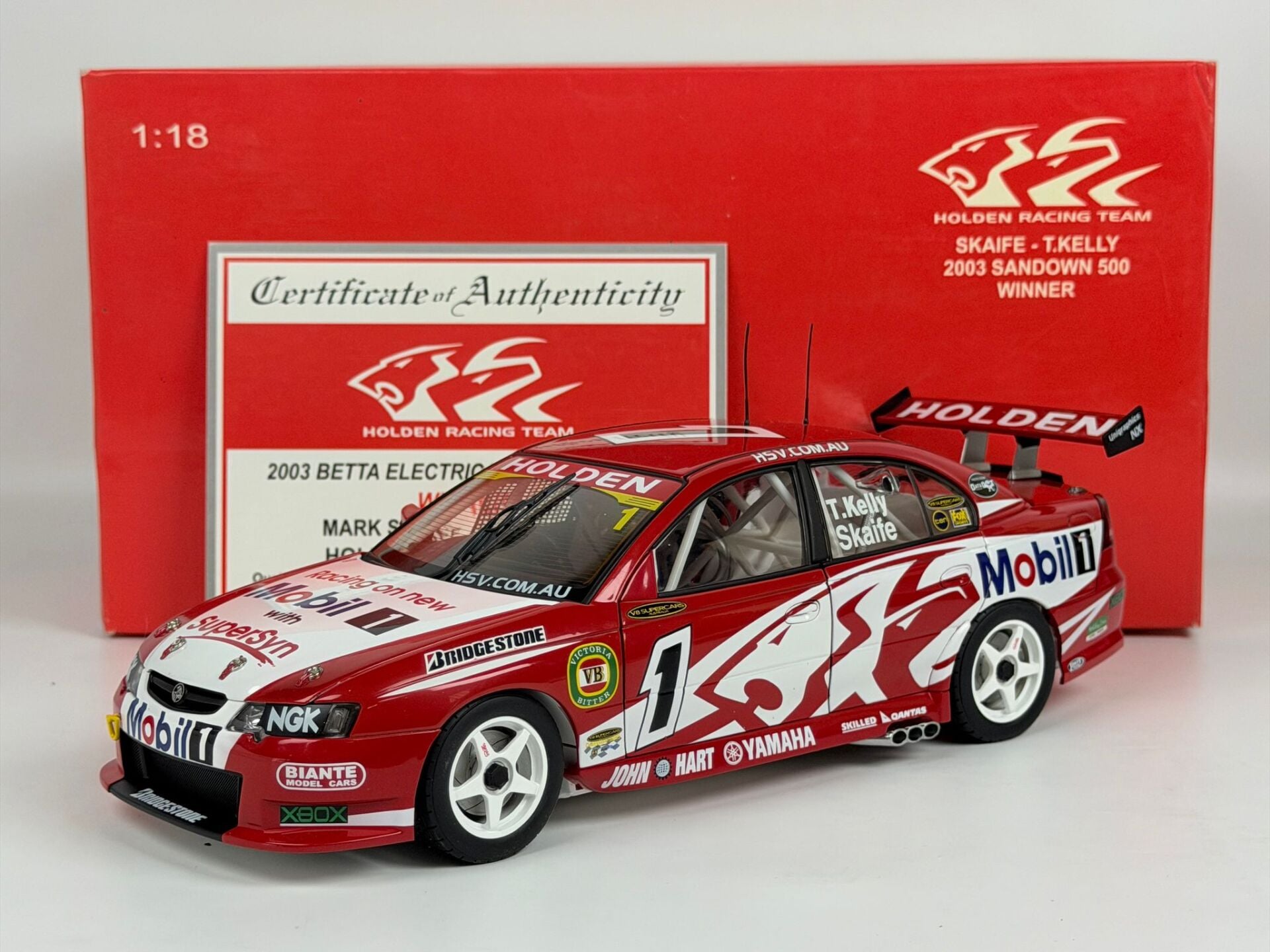 1/18 AUTOart & Biante - Holden VX Commodore #1 - 2001 - Supercars Championship - Holden Racing Team - Mark Skaife - 80368