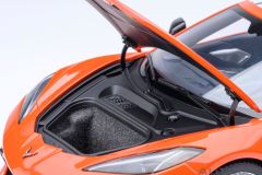 AUTOART - CHEVROLET - CORVETTE C8 Z51 STINGRAY SPIDER 2020