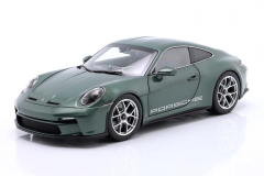 Ön Sipariş - 1/18 Norev Porsche 911 (992) S/T malachite green - 187472