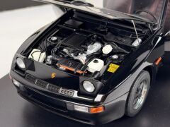 1/18 AUTOART - PORSCHE - 924 CARRERA GT 1980