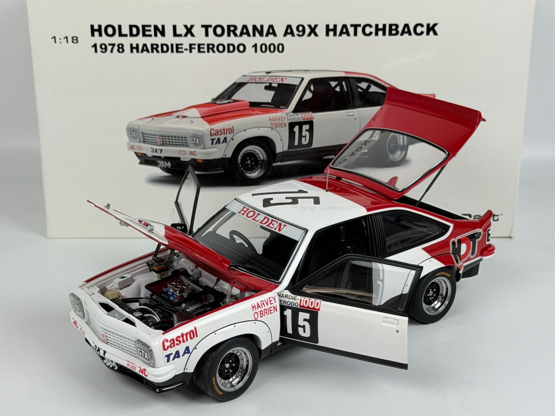 1/18 AUTOart & Biante - Holden LX Torana Marlboro A9X #15 John Harvey & Charlie O'Brien 1978 Bathurst 1000 race - 87862