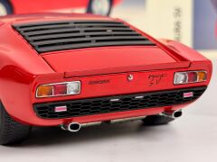 1/18 AUTOART - LAMBORGHINI - MIURA SV 1971