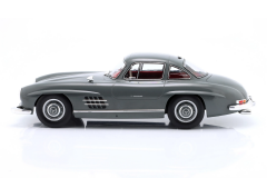 Ön Sipariş - 1/12 Norev Mercedes-Benz 300 SL 1954 graphite grey - 123852