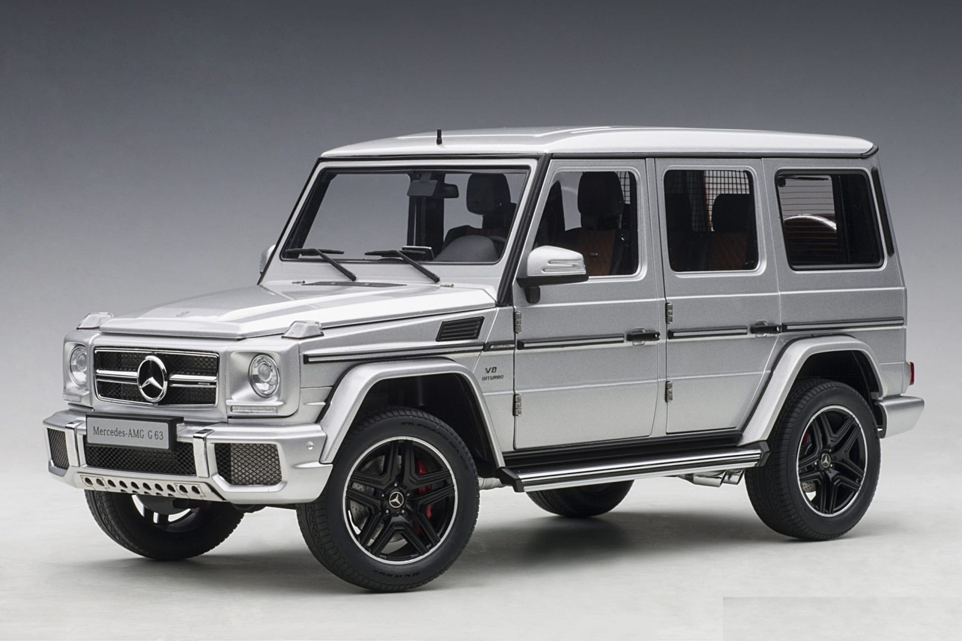 AUTOART - MERCEDES BENZ G63 V8 AMG 2017