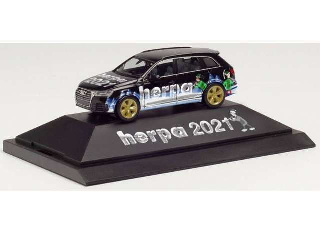 1/87 Audi Q7 Herpa Weihnachten/X-Mas 2021, black/white/green