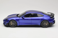 GT-SPIRIT - PORSCHE - TAYCAN TURBO 2023