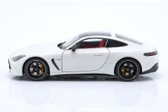NZG - MERCEDES BENZ - AMG GT63 (C192) 4-MATIC 2024