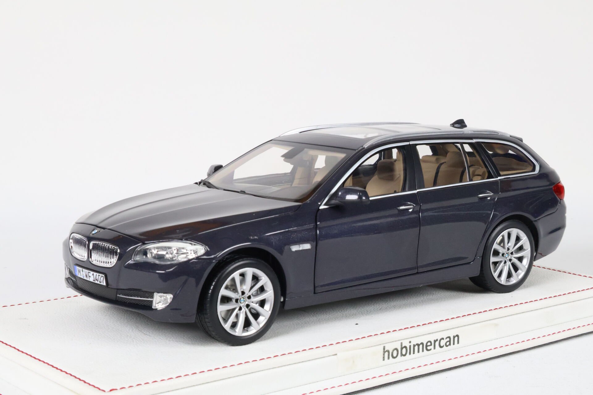 NOREV - BMW - 5-SERIES 550i STATION WAGON (F11) 2010