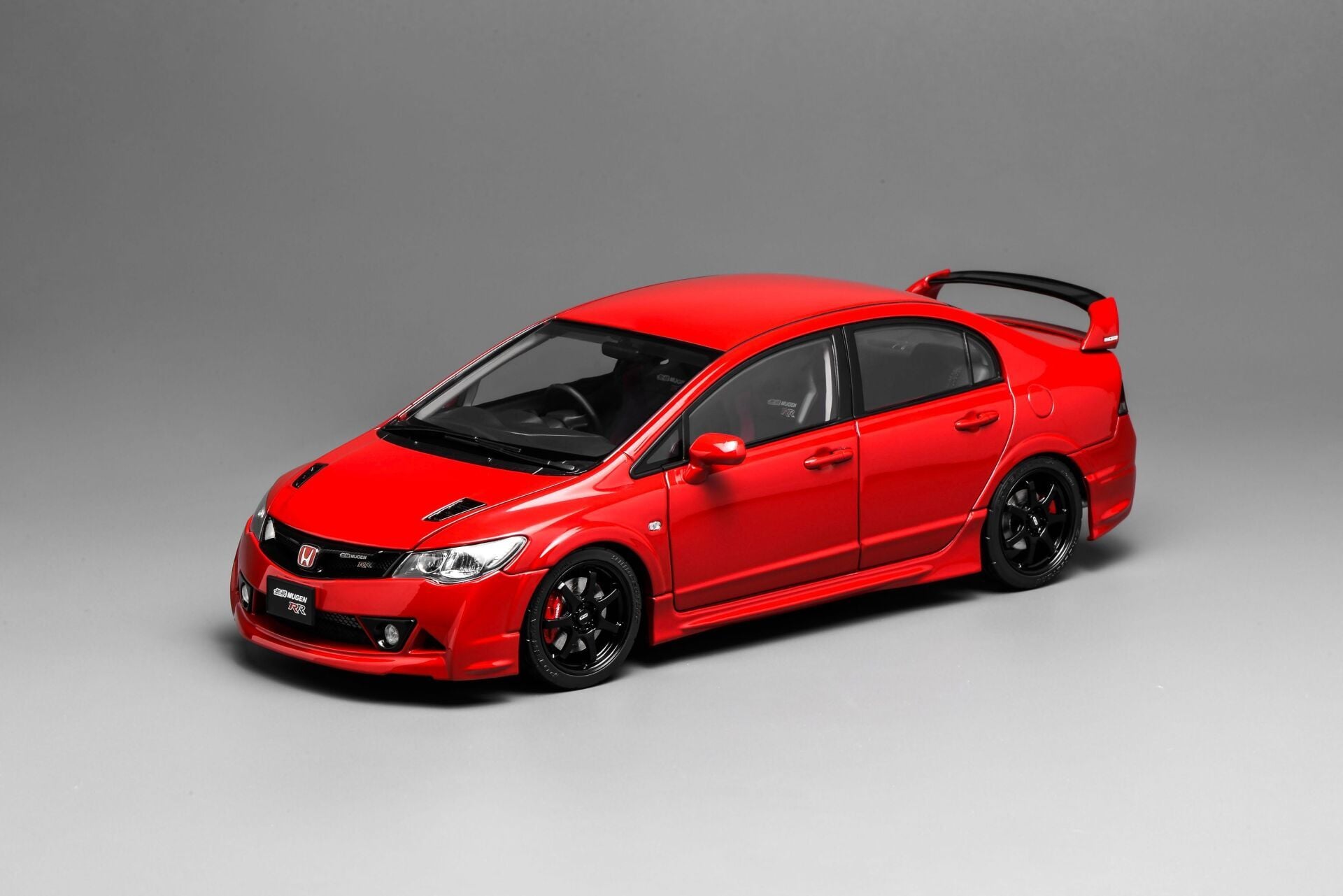1/18 Motorhelix Honda Civic Type R (FD2) Mugen RR (Milano Red)