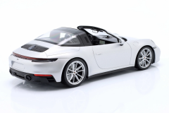 1/18 MINICHAMPS - PORSCHE - 911 992 TARGA 4 GTS SPIDER 2021