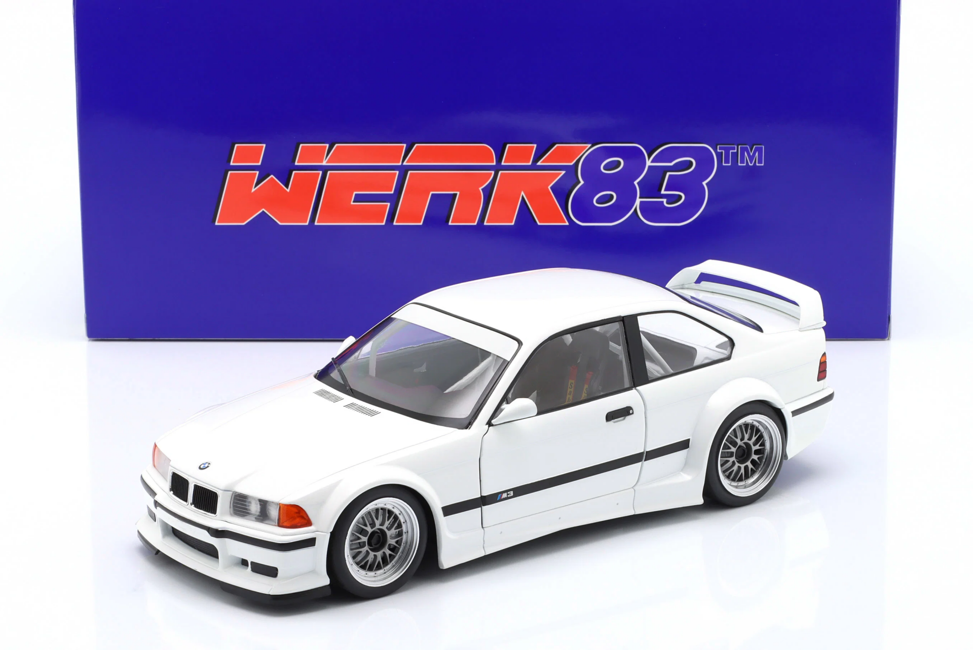 1/18 WERK83 BMW M3 (E36) GTR Plain body version white - W18051001