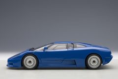 AUTOART - BUGATTI - EB110 GT 1995