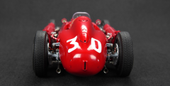 1/18 CMC Lancia D50, 1955 Monaco GP #30, Eugenio Castellotti - M177
