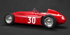 1/18 CMC Lancia D50, 1955 Monaco GP #30, Eugenio Castellotti - M177