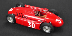 1/18 CMC Lancia D50, 1955 Monaco GP #30, Eugenio Castellotti - M177