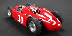1/18 CMC Lancia D50, 1955 Monaco GP #30, Eugenio Castellotti - M177