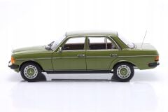 1/18 NOREV MERCEDES BENZ E Class 200 W123 Agave Green 1976 - B66040721