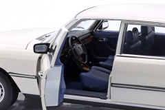 1/18 NOREV Mercedes-Benz 350 SEL (W116) year 1973-1980 - B66040719