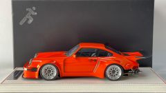 Runner Porsche 911 Carrera RSR 3.0 KS-R 1/18. RUN-911RSRO