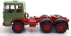 1/18 Road Kings - Man 16304 F7 1972 Light Green & Red - RK180052