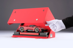 1/18 AMALGAM Ferrari F80 - Racing Red