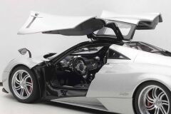 AUTOART - PAGANI - HUAYRA 2012