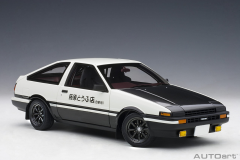 1/18 AUTOart Toyota Sprinter Trueno (AE86) “Project D” Final Version - 78799
