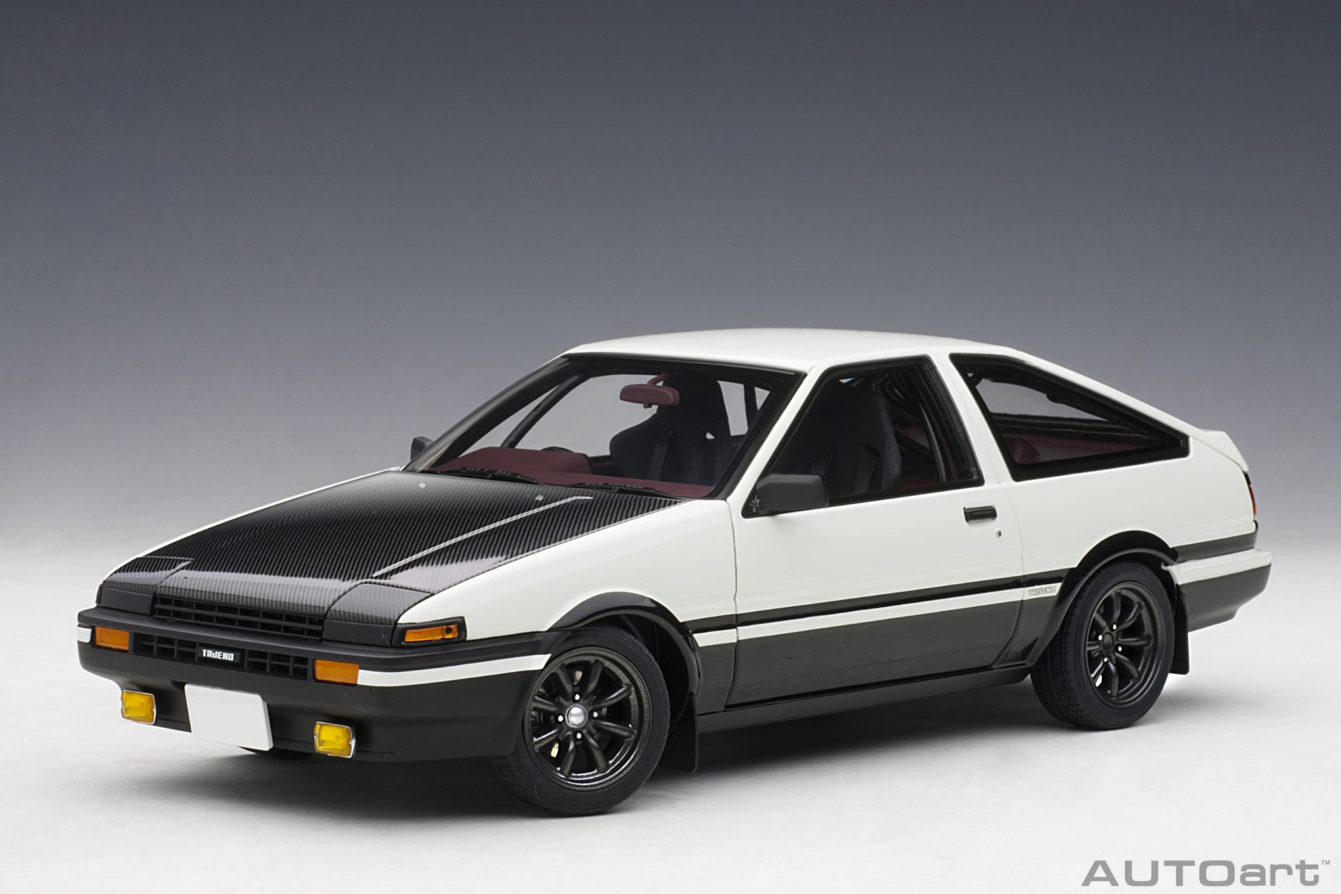 1/18 AUTOart Toyota Sprinter Trueno (AE86) “Project D” Final Version - 78799