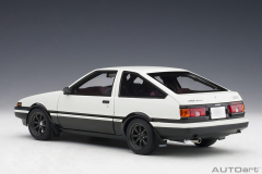 1/18 AUTOart Toyota Sprinter Trueno (AE86) “Project D” Final Version - 78799