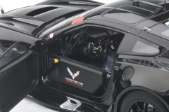 1/18 AUTOart Chevrolet Corvette C7.R Plain Body Version (Black) - 81651