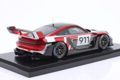 SPARK-MODEL - PORSCHE - 911 992 GT3 R N 911 RACING FLACHT DESIGN COUPE 2021 - CON VETRINA - WITH SHOWCASE