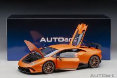 1:12 ÖLÇEK AUTOART LAMBORGHINI HURACAN LP640-4 2017