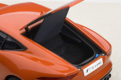 1/18 AUTOART Jaguar F-Type R Coupe (Firesand Metallic) - 73653
