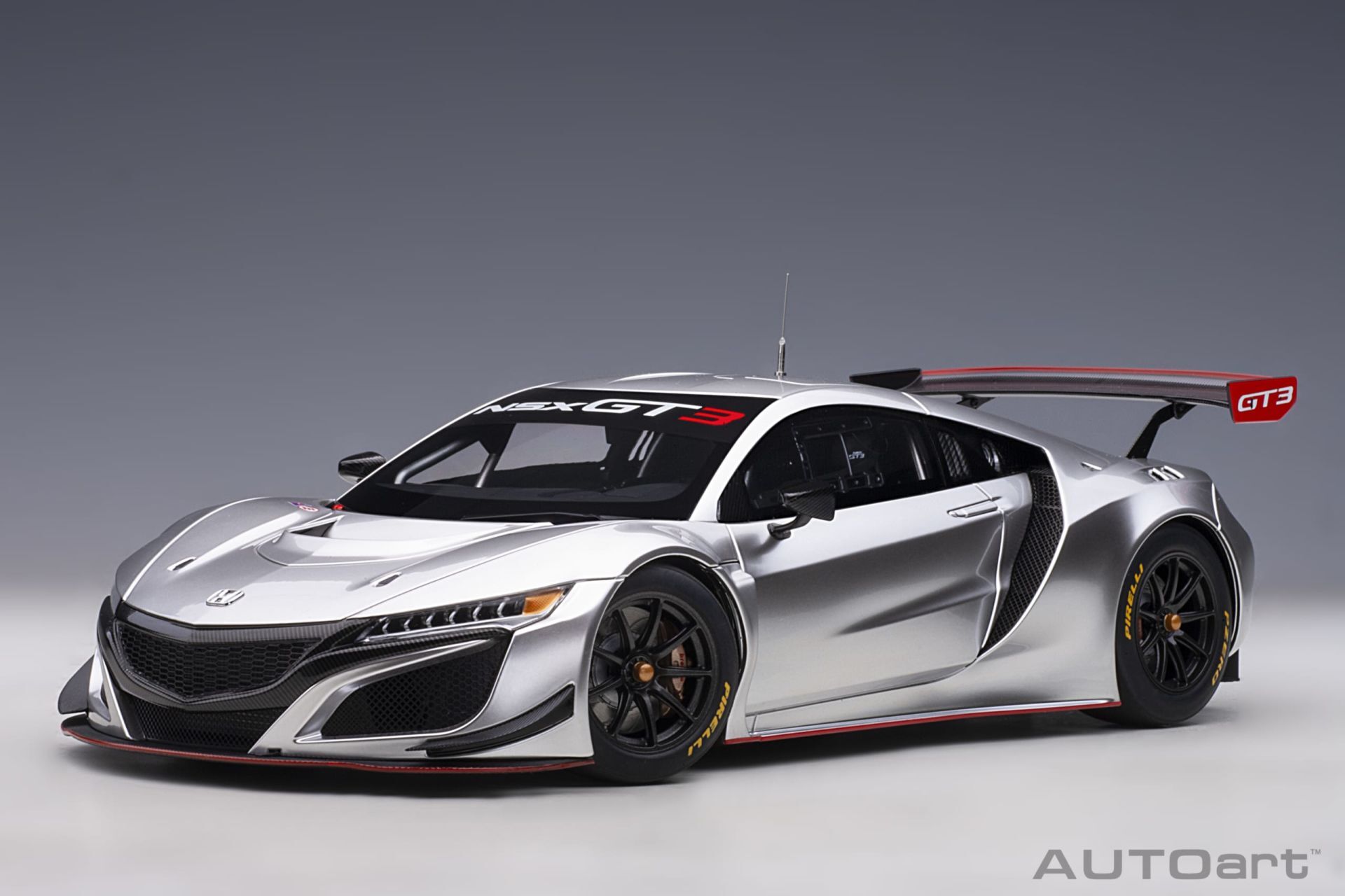 1/18 AUTOART - HONDA - NSX GT3 2018 - 81897