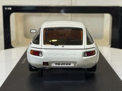 AUTOART - PORSCHE - 928 1977