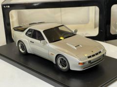 AUTOART - PORSCHE - 924 CARRERA GT 1980