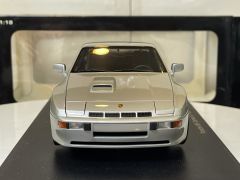 AUTOART - PORSCHE - 924 CARRERA GT 1980