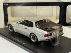 AUTOART - PORSCHE - 924 CARRERA GT 1980