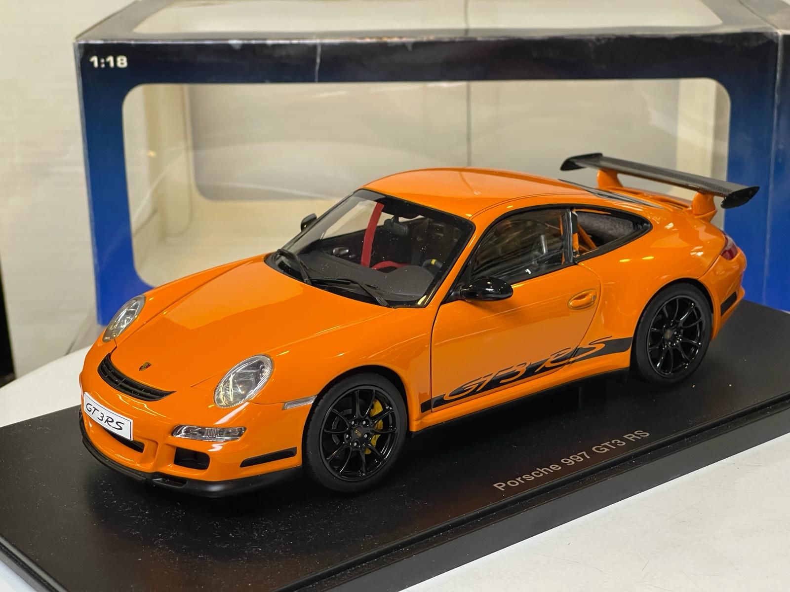 AUTOART - PORSCHE - 911 997 GT3 RS 2007