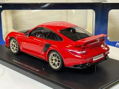 AUTOART - PORSCHE - 911 997-2 GT2RS 2010