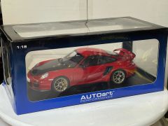 AUTOART - PORSCHE - 911 997-2 GT2RS 2010