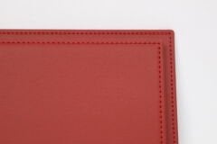 LYRD BOX - 1:18 ÖLÇEK - TERRAKOTA KIRMIZI SERGİLEME STANDI - (KIRMIZI DİKİŞ) LY152