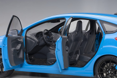 1/18 AUTOart Ford Focus RS 2016 (Nitrous Blue) - 72953