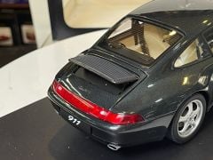 AUTOART - PORSCHE - 911 993 CARRERA 1995